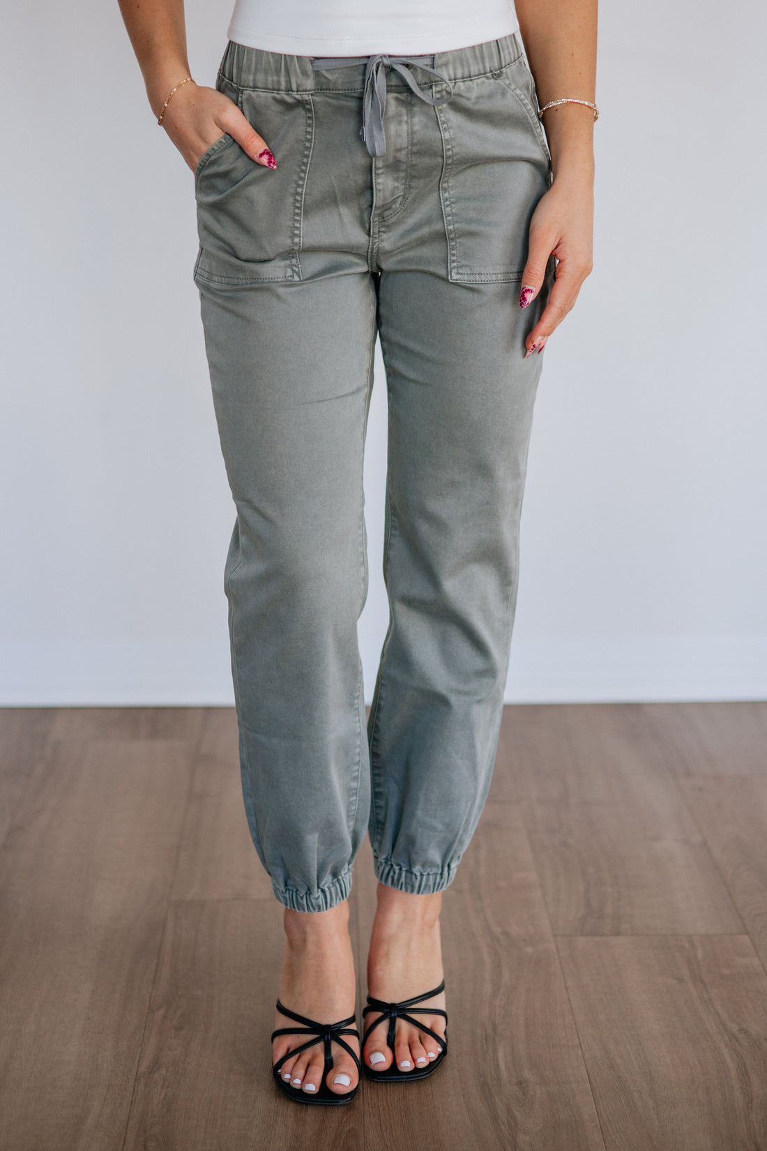 Drea Mica Joggers - Dusty Sage