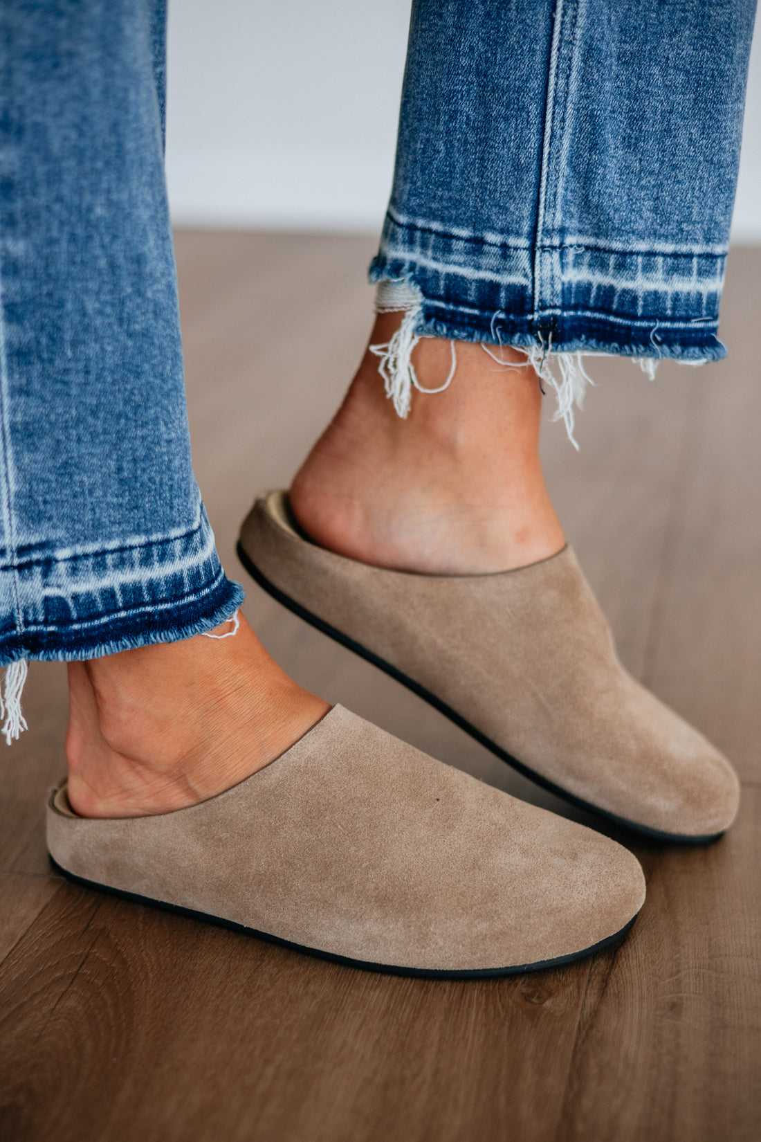 Doing Just Fine Clogs