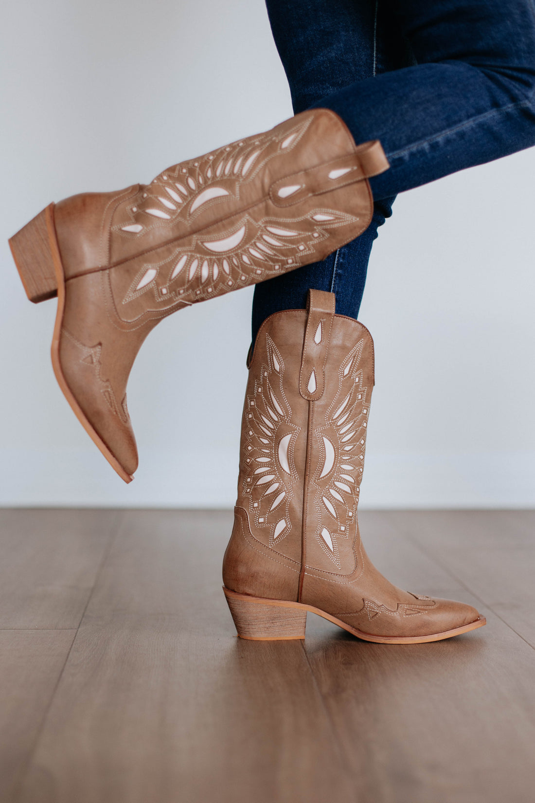 Someone Else's Problem Cowgirl Boots - Tan