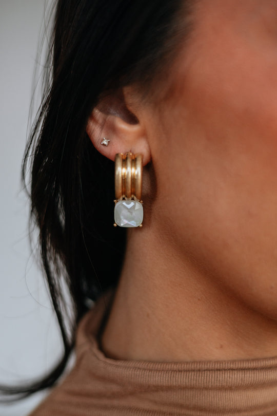 Saundra Drop Earrings